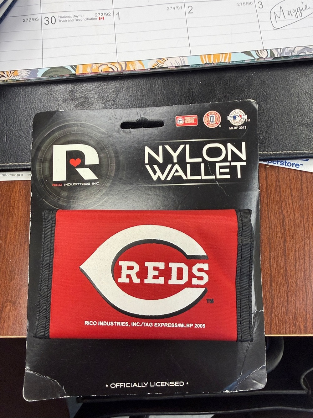 Cincinnati Reds Red Nylon Wallet